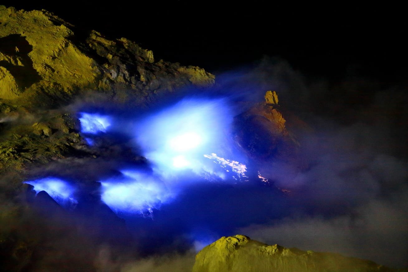 Acid Lake Kawah Ijen